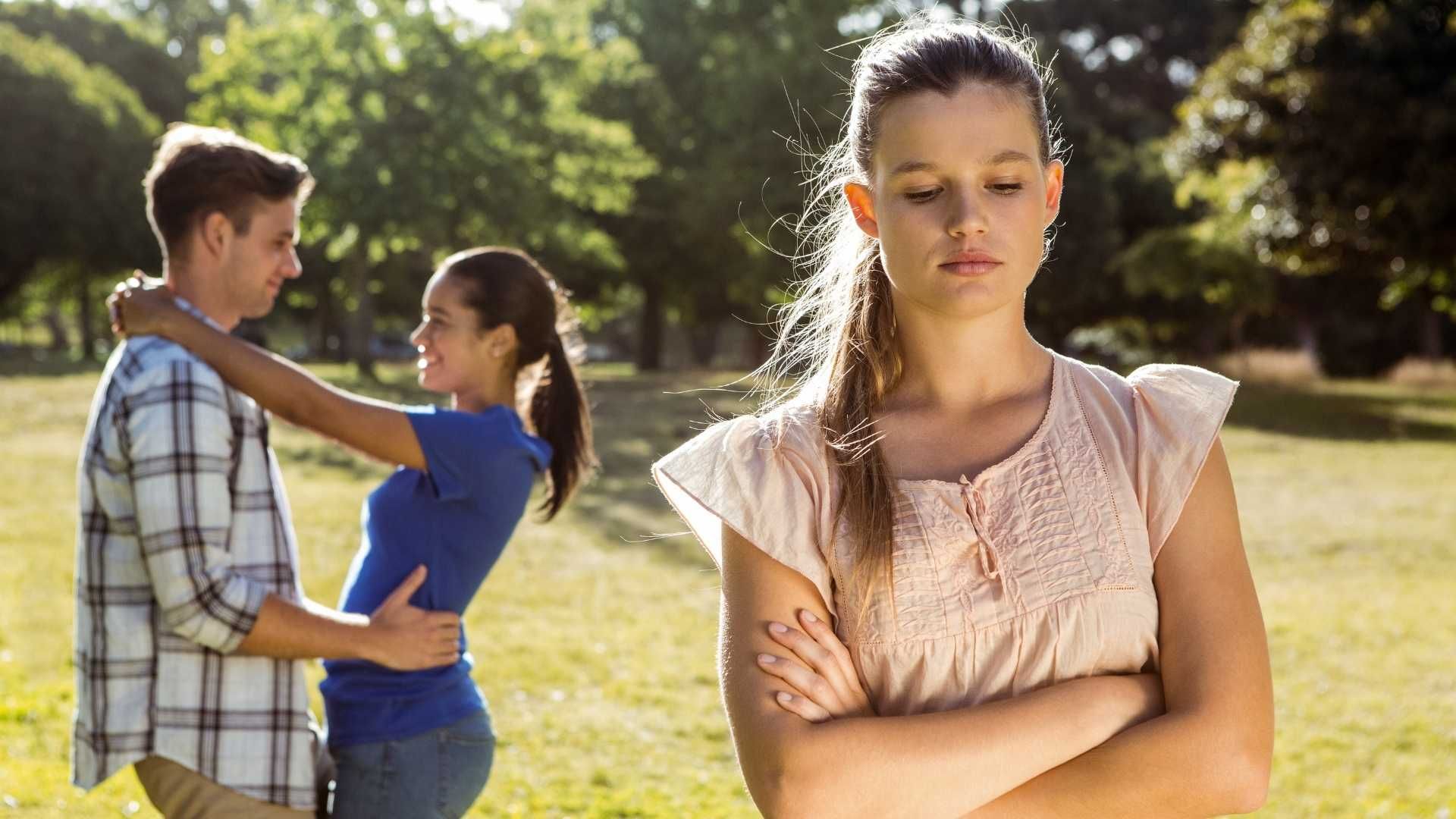 Documento en Excel sobre supuestos infieles genera debate por privacidad en redes sociales.