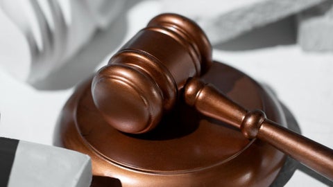 Riesgos legales de alimentar o difundir el 'Excel de los infieles'.