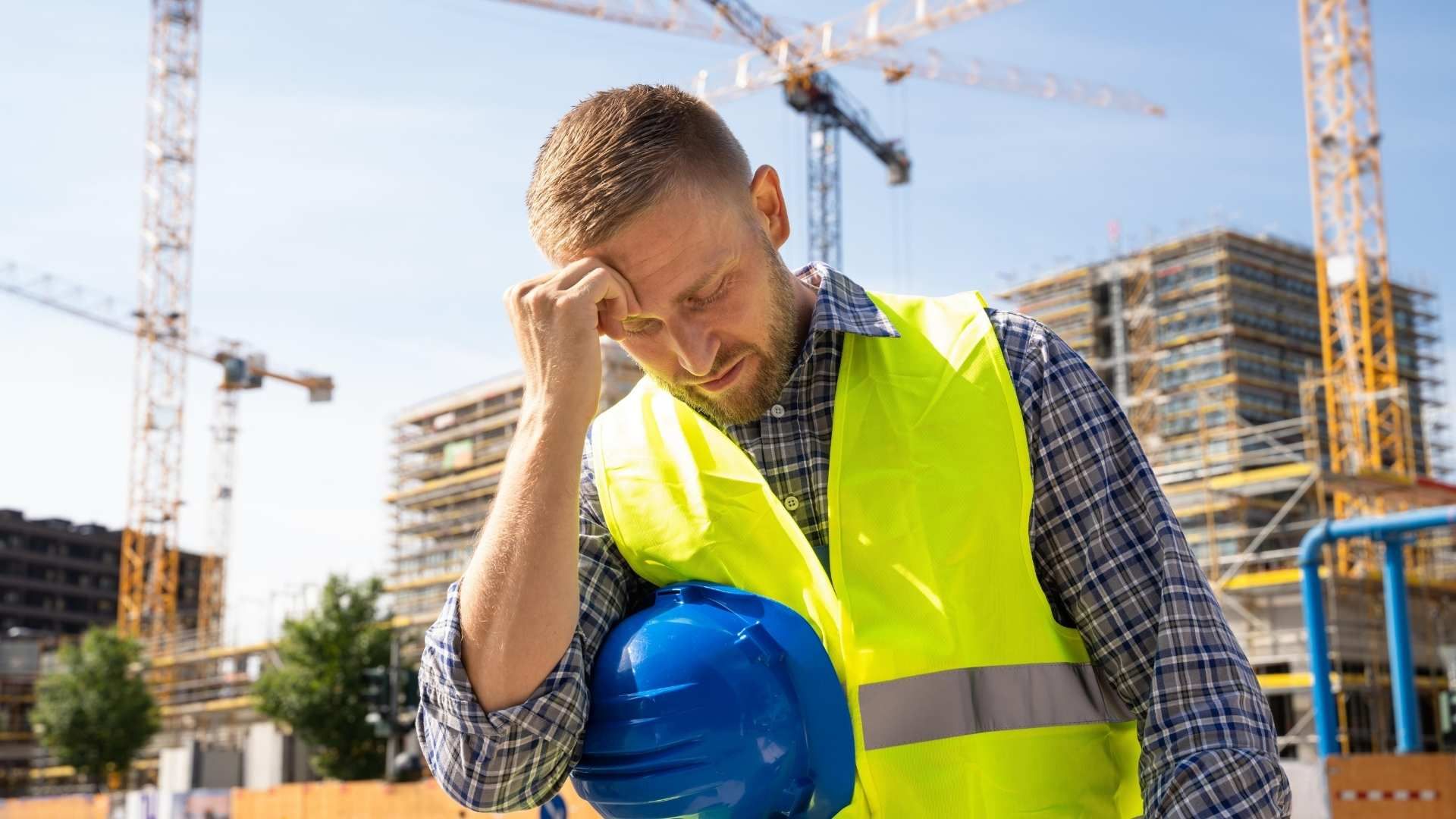 El impacto de los aranceles se refleja en quiebras y reorganizaciones dentro del sector de materiales.