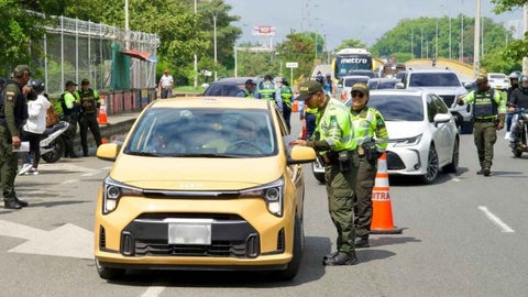 Cali aplicará pico y placa del 8 al 12 de diciembre, excepto el lunes festivo, cuando no habrá restricción.