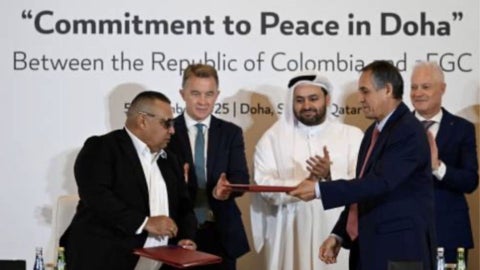 Representantes de gobierno colombiano y Clan del Golfo en Doha