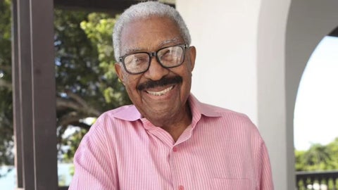 Rafael Ithier, creador y director de la legendaria orquesta El Gran Combo de Puerto Rico, falleció este sábado a los 99 años en San Juan