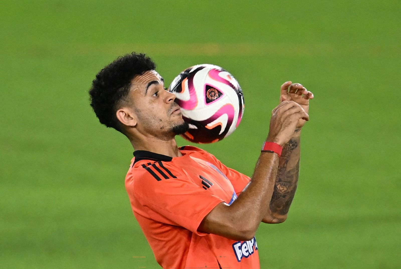 El jugador, Luis Diaz, encabeza la lista de debutantes mundialistas de la Selección Colombia.