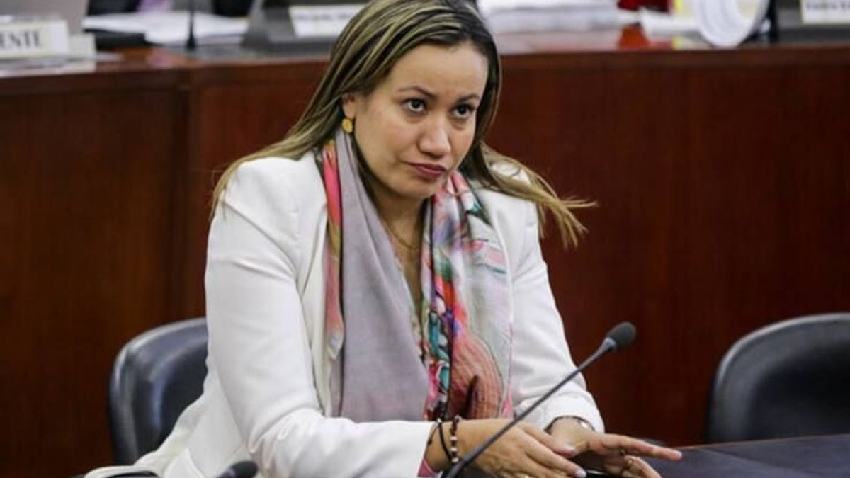 pacto-historico-apunta-a-ser-la-bancada-mayoritaria-en-el-senado-dice-carolina-corcho