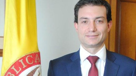 El excontralor tendrá el liderazgo del partido.