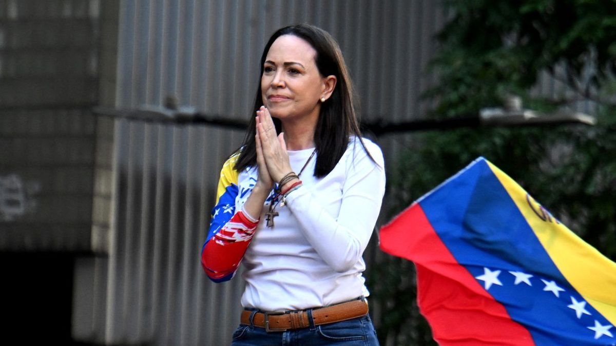 María Corina Machado ganó el Premio Nobel de Paz 2025 "por su incansable labor en la promoción de los derechos democráticos del pueblo de Venezuela".