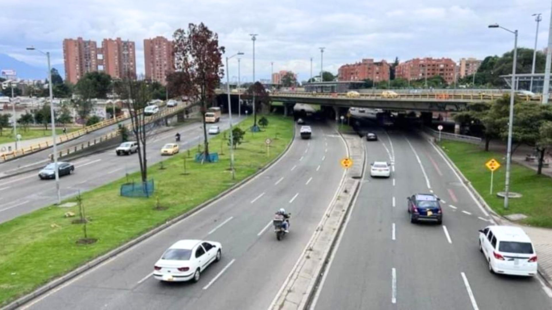 Además, Bogotá continuará impulsando obras de movilidad como la primera línea del Metro y la troncal de la Calle 13.