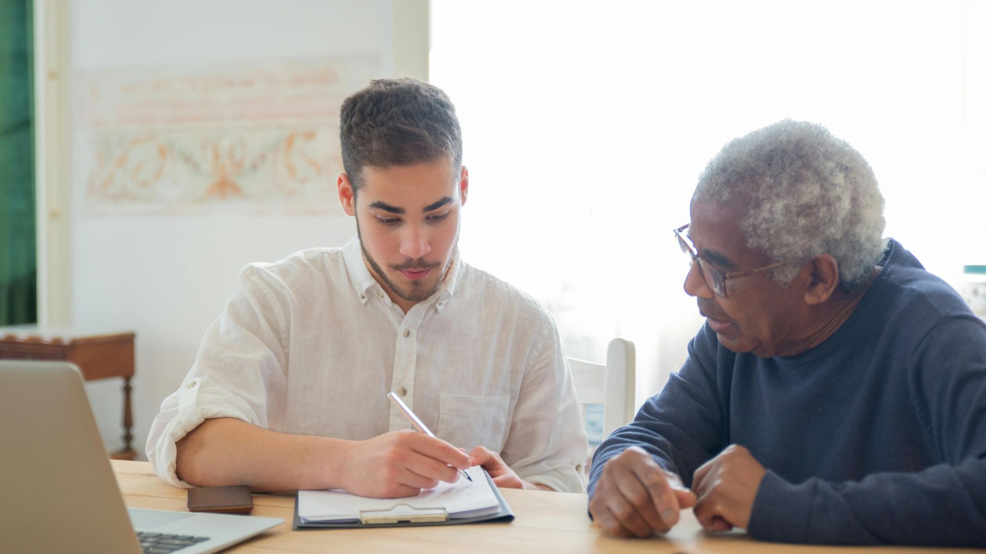 Así afectará el salario mínimo 2026 a los pensionados en Colombia