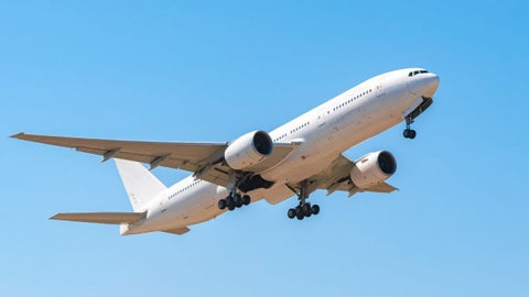 Las autoridades recomendaron a los pasajeros revisar sus pólizas de seguro.