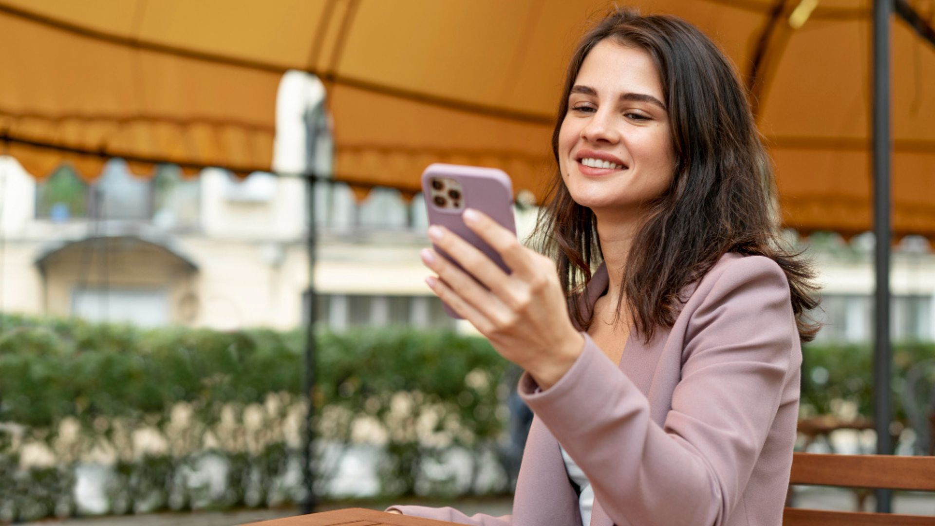 Esta iniciativa es para hacer una transferencia a los hogares que tienen dificultades para cubrir el costo de más que deja este impuesto.