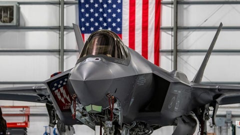 Estados Unidos cuenta con una fuerza militar abismal.