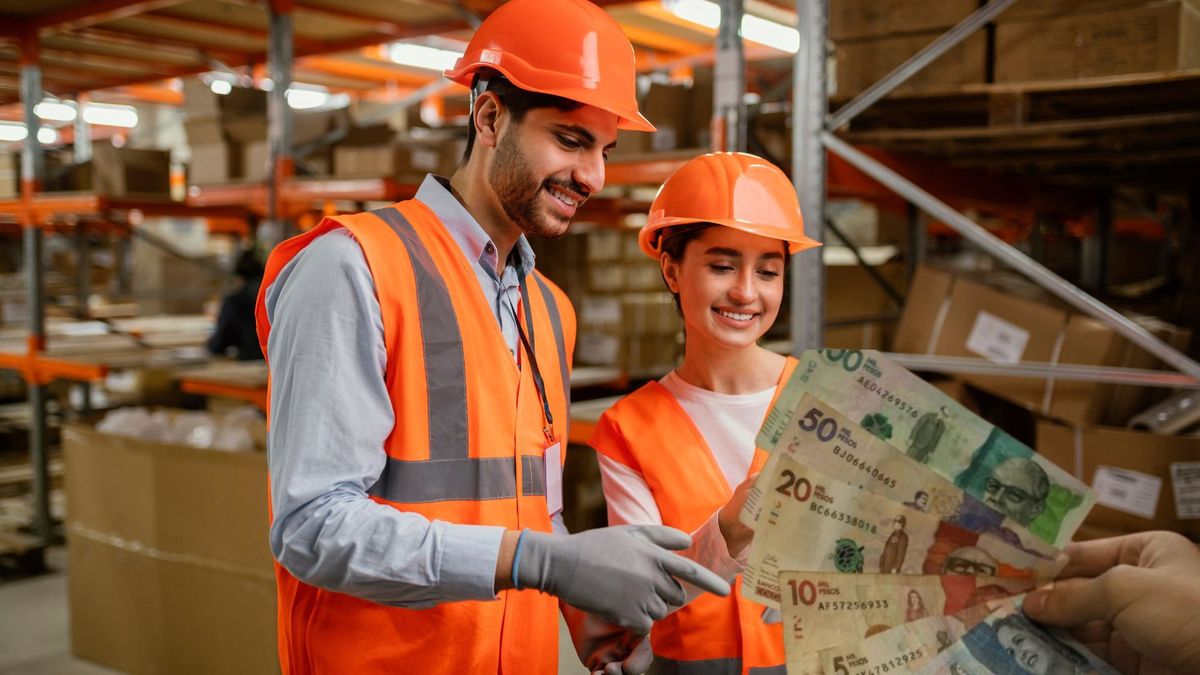 Salario mínimo 2026 en Colombia según incremento del 7,21% planteado por empresarios