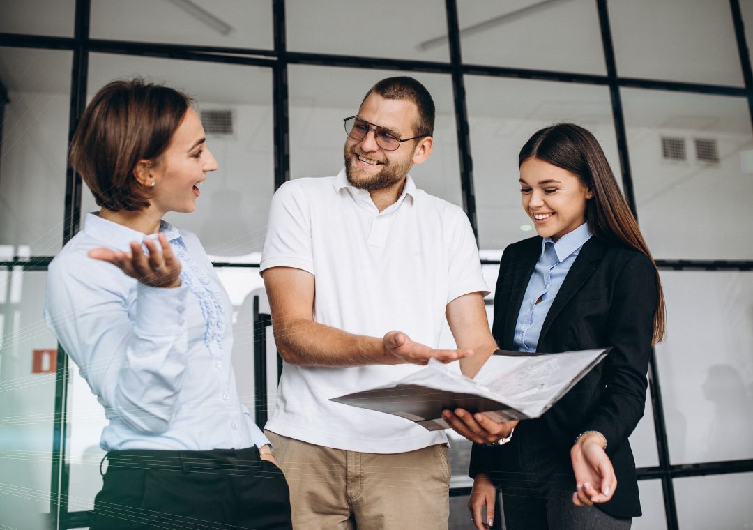 Algunos cargos no necesitan títulos profesionales.