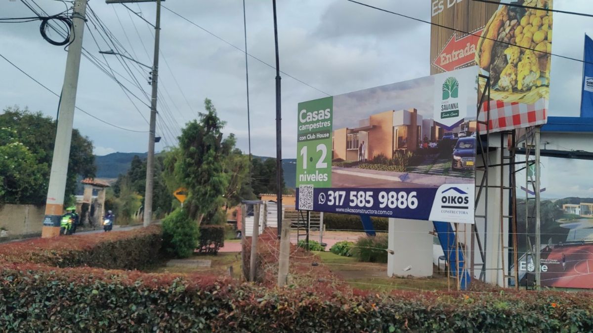 Más de 500 familias denuncian a Oikos ante la SIC por incumplimientos en proyecto de vivienda en Cajicá