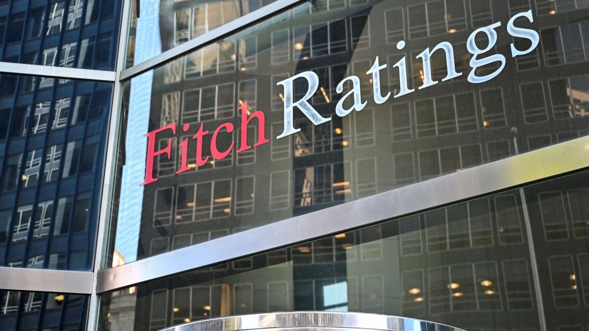 Fitch rebaja la calificación crediticia de Colombia por preocupaciones ...
