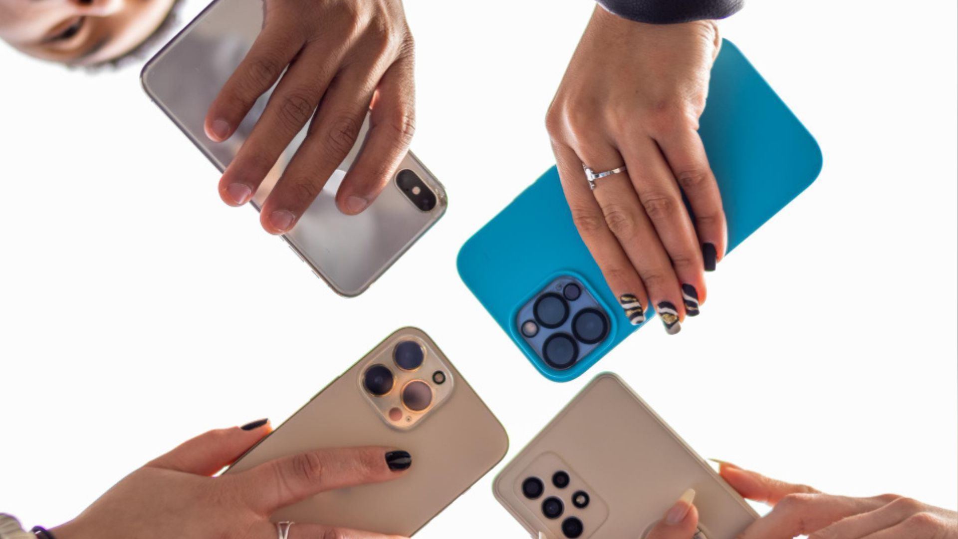 Modelos clásicos de Samsung, Apple y Motorola quedarán fuera del soporte.