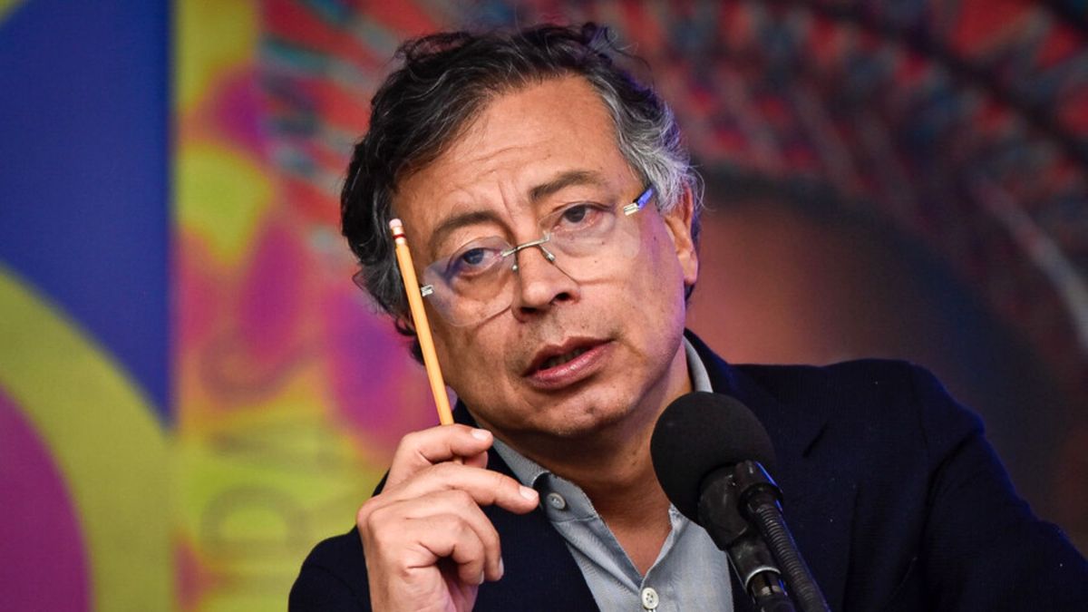 Petro subrayó que en su gobierno ya no se habla de millones, sino de billones con B.