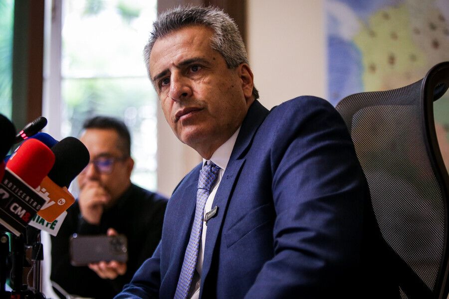 El exfuncionario no se presentó de manera presencial a las primeras audiencias.