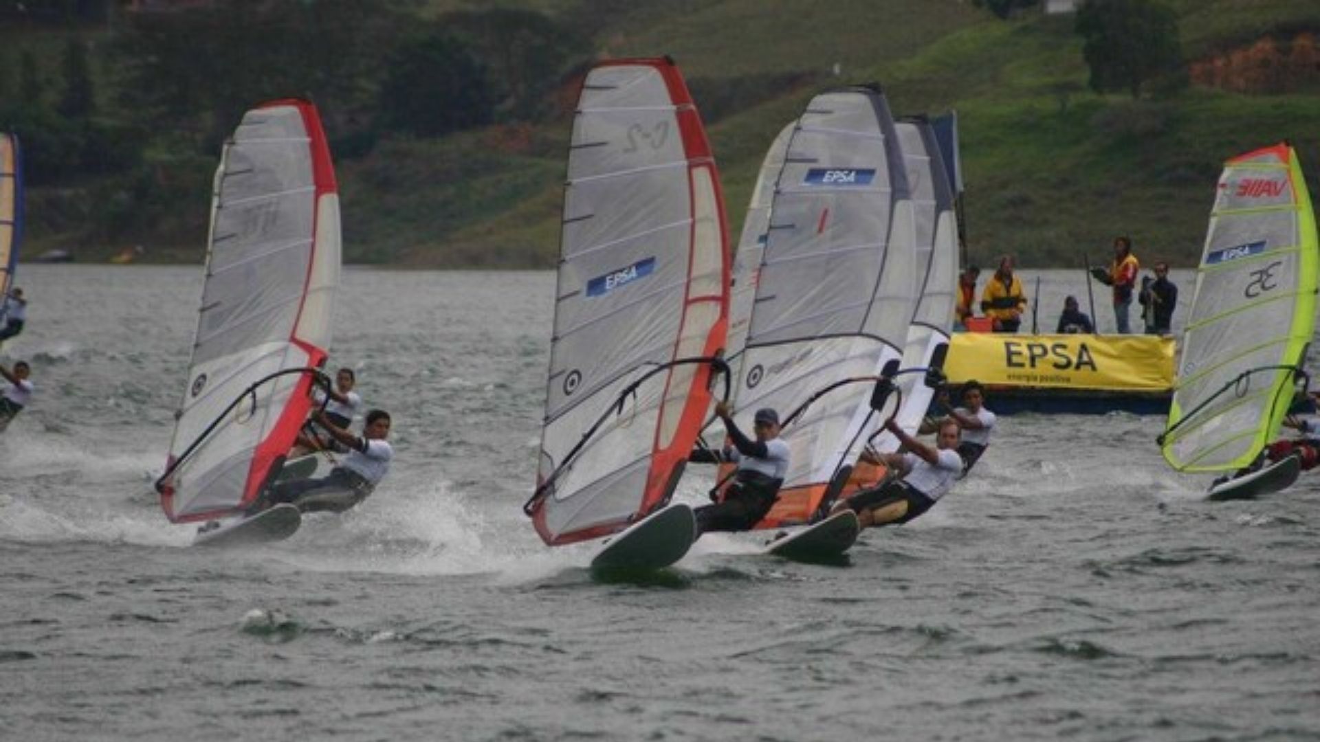 Lago Calima es destacado como un destino para turismo de aventura y deportes nauticos