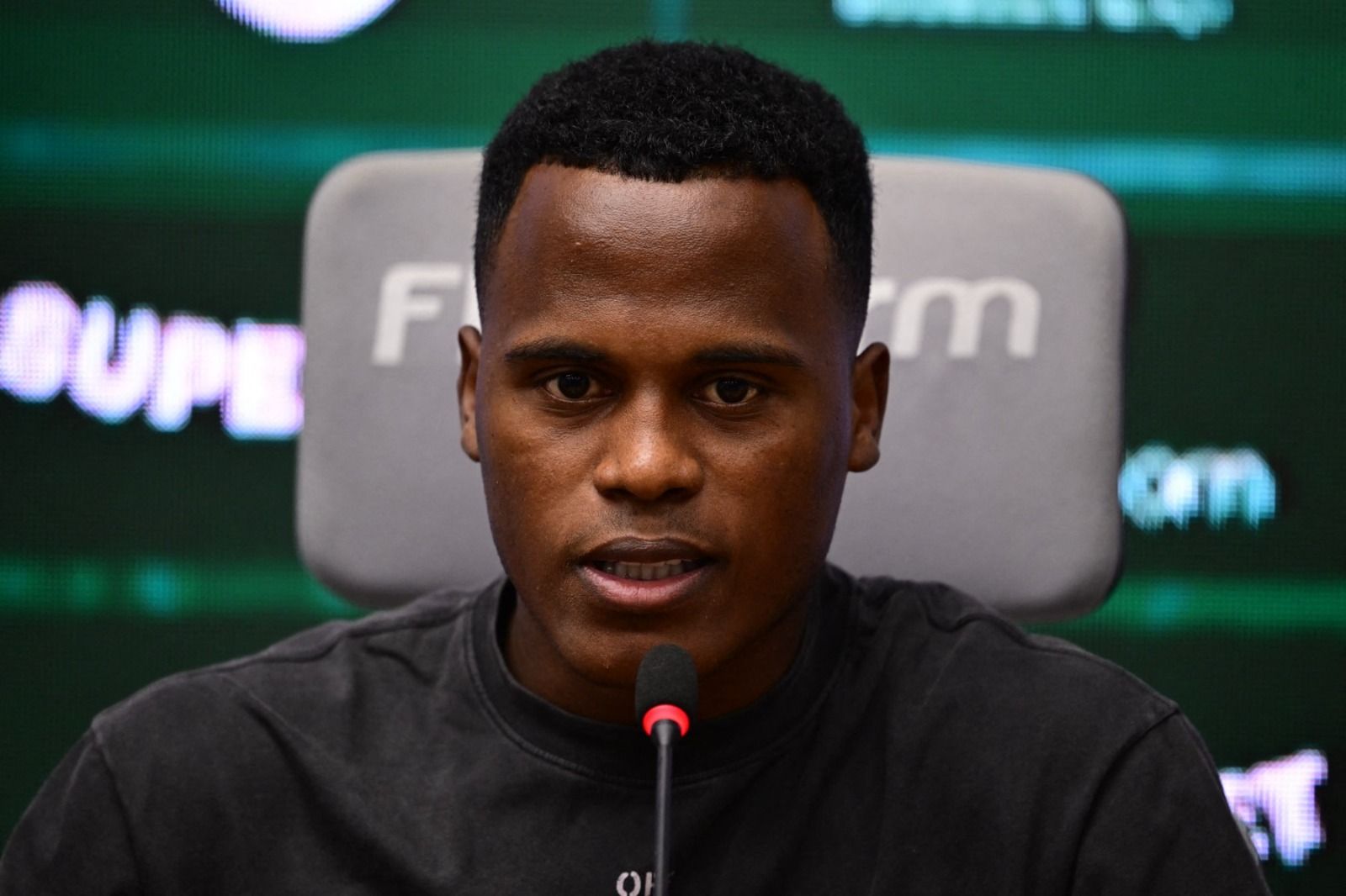 El extremo Jhon Arias fue inscrito oficialmente en la Premier League con el Wolverhampton Wanderers, en una transferencia cercana a los 22 millones de euros.