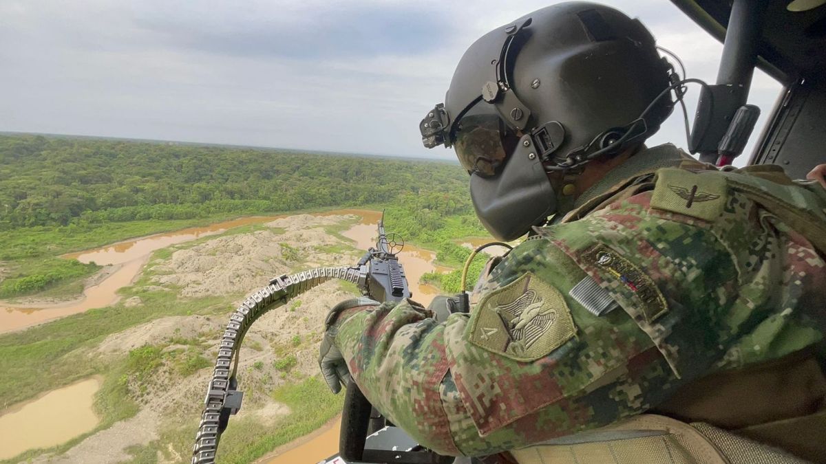 Fuerzas Militares durante operativos en el departamento del Chocó.