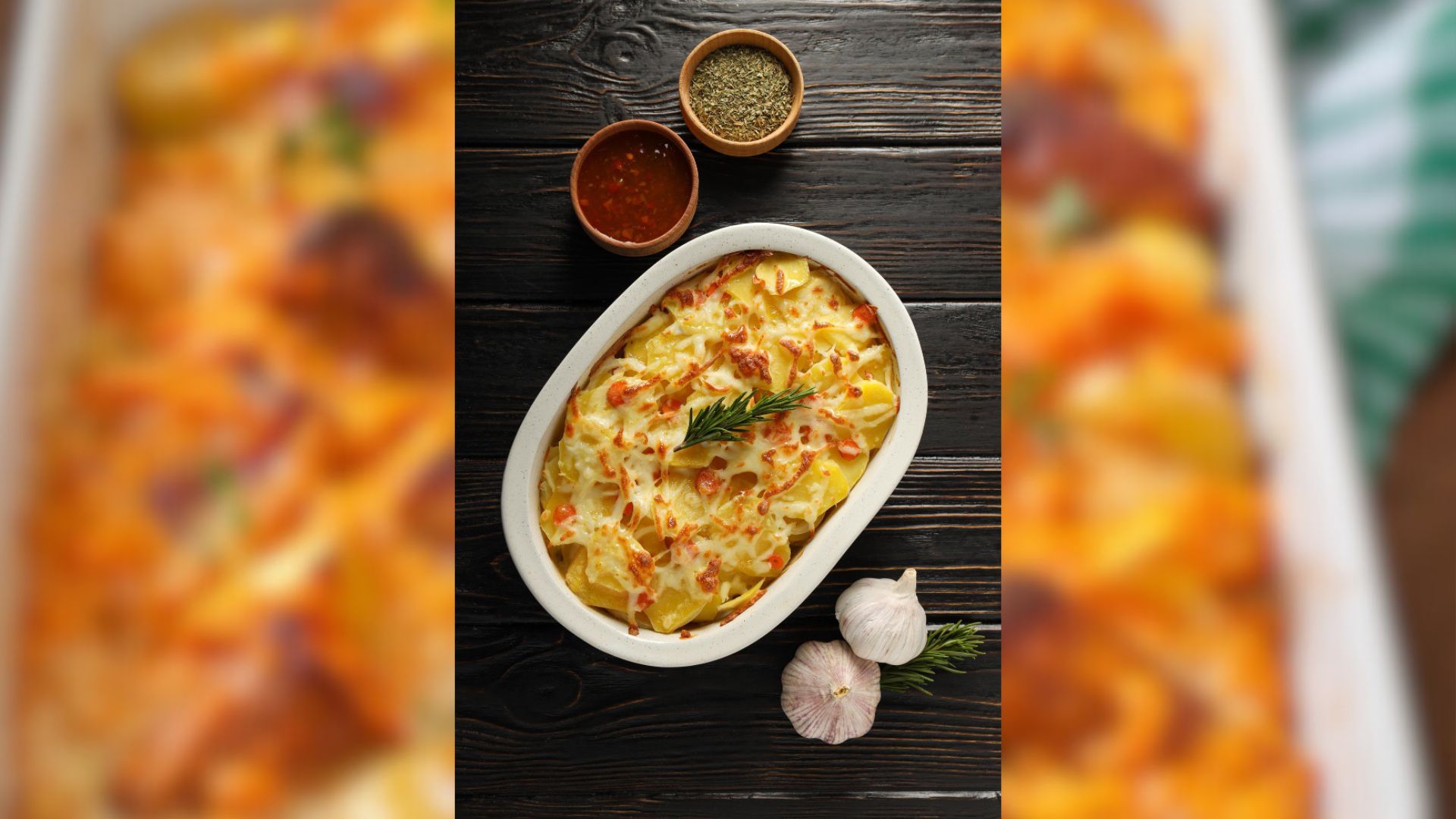 Las papas gratinadas destacan por su capa dorada de queso y su interior cremoso.