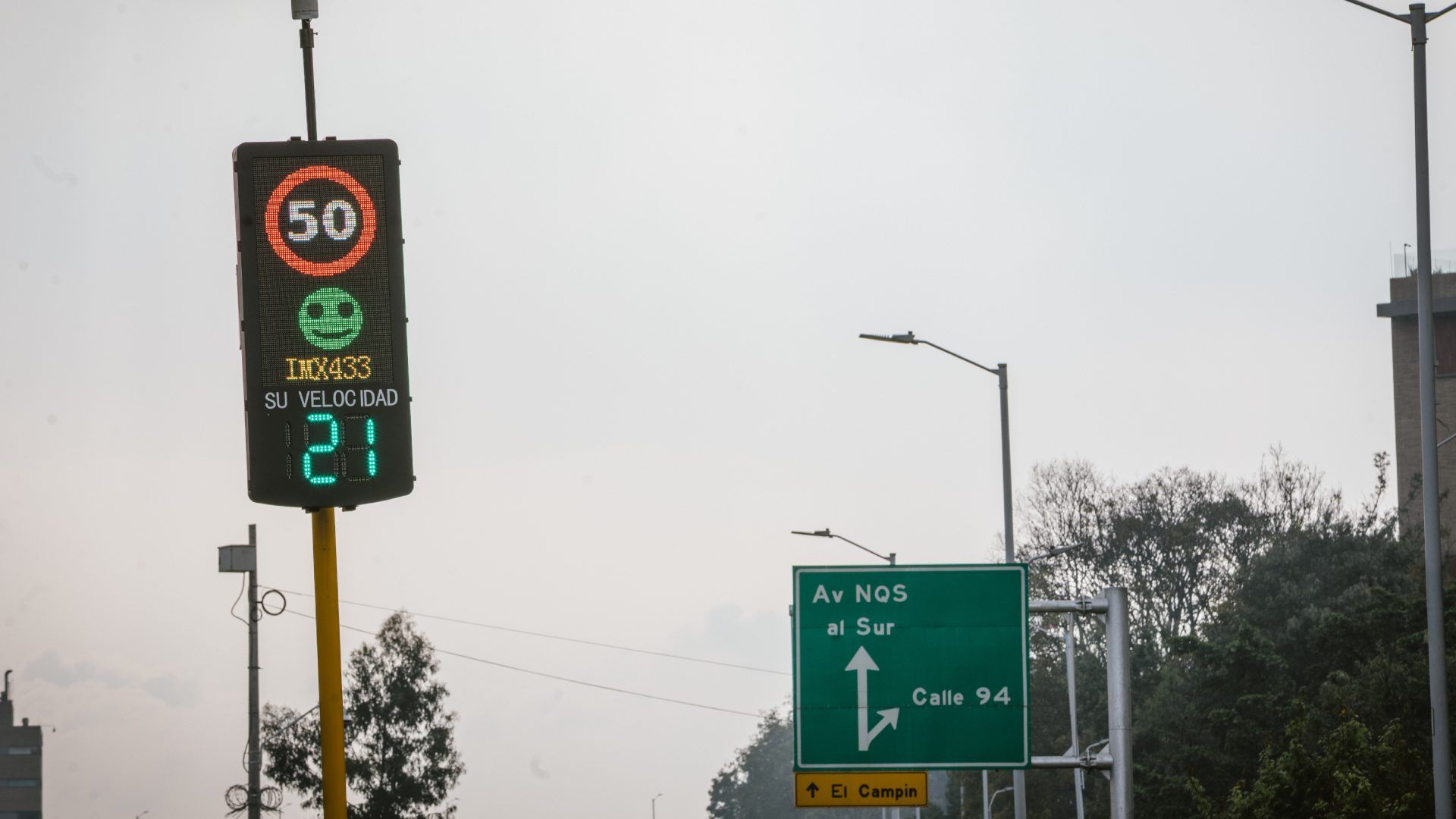 Los nuevos radares informativos buscan disminuir los accidentes por exceso de velocidad en Bogotá.