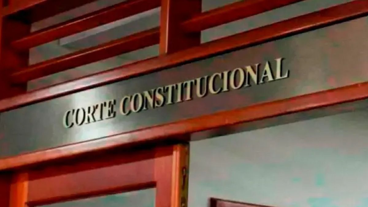 Sede de la Corte Constitucional, donde los magistrados debatieron si interrumpir la vacancia judicial para estudiar el decreto de emergencia económica.