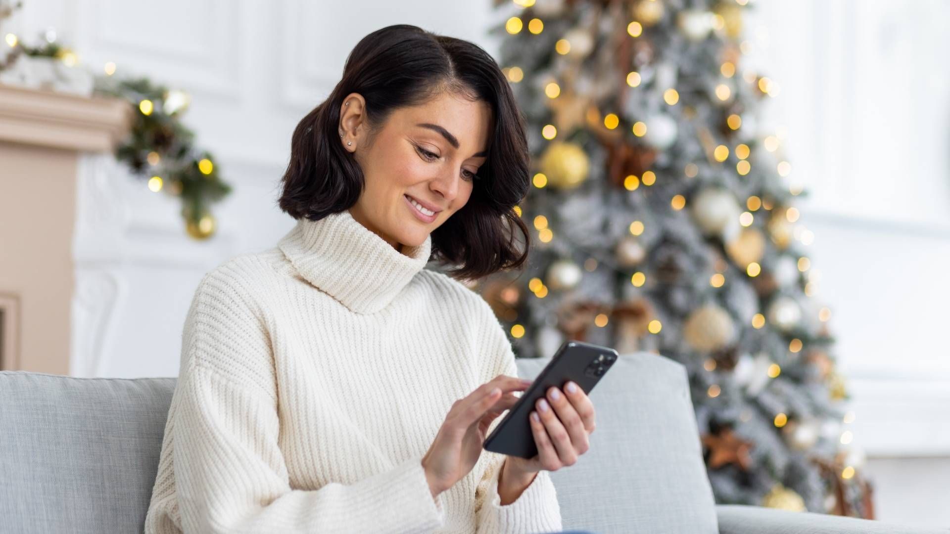 El intercambio de frases de feliz Navidad aumenta en Nochebuena y el día 25 de diciembre.