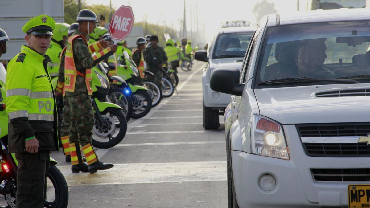 Operación éxodo y retorno | Policía de Tránsito | Carreteras de Colombia | Noviembre 2013