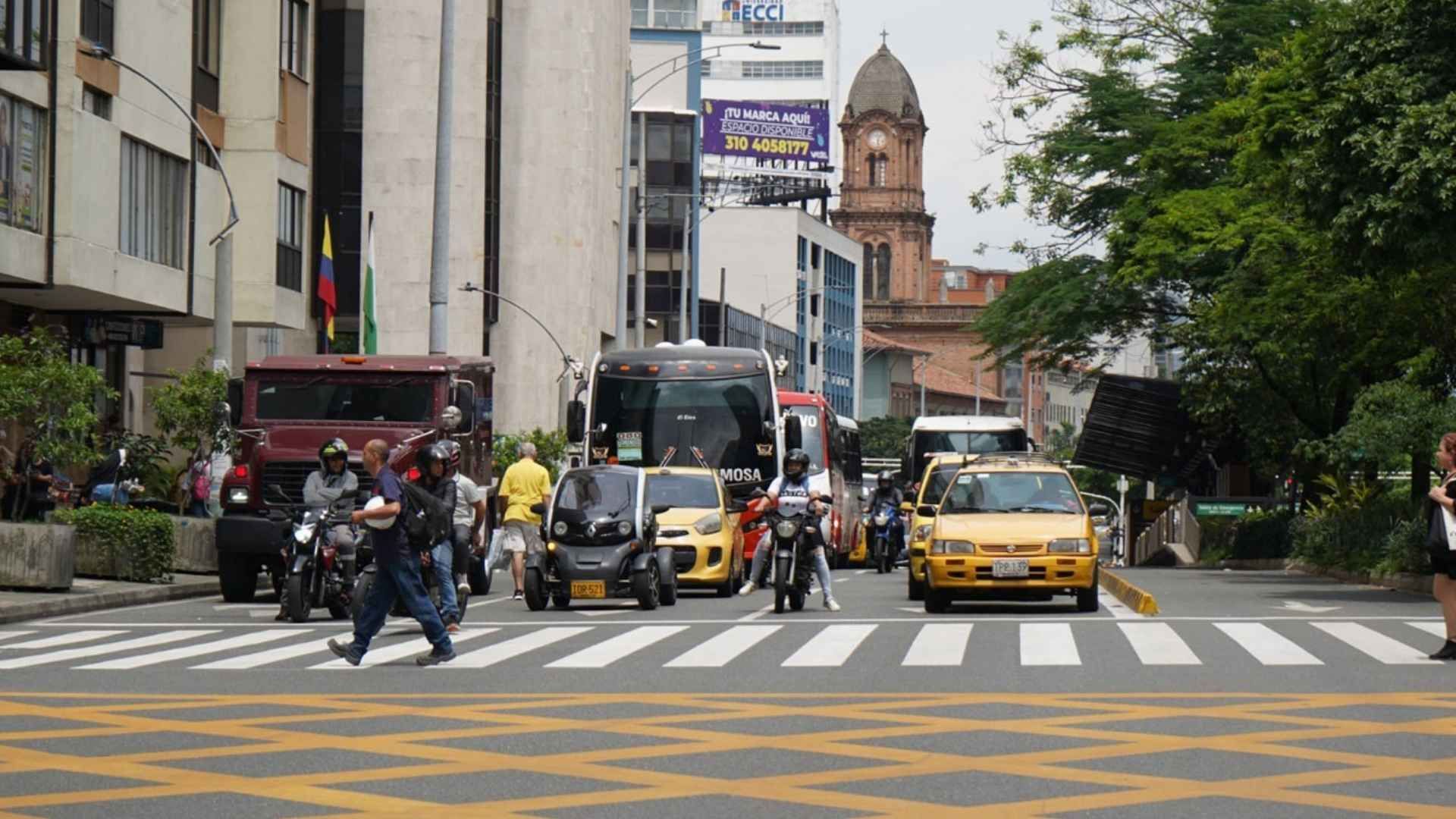 La Alcaldía de Medellín suspendió el pico y placa durante la temporada de fin de año tras un análisis del flujo vehicular.
