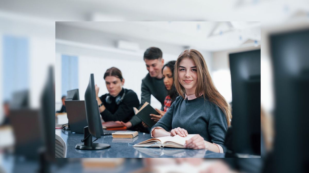 La Universidad de Jaén otorgará 30 becas completas para maestrías presenciales en 2026.