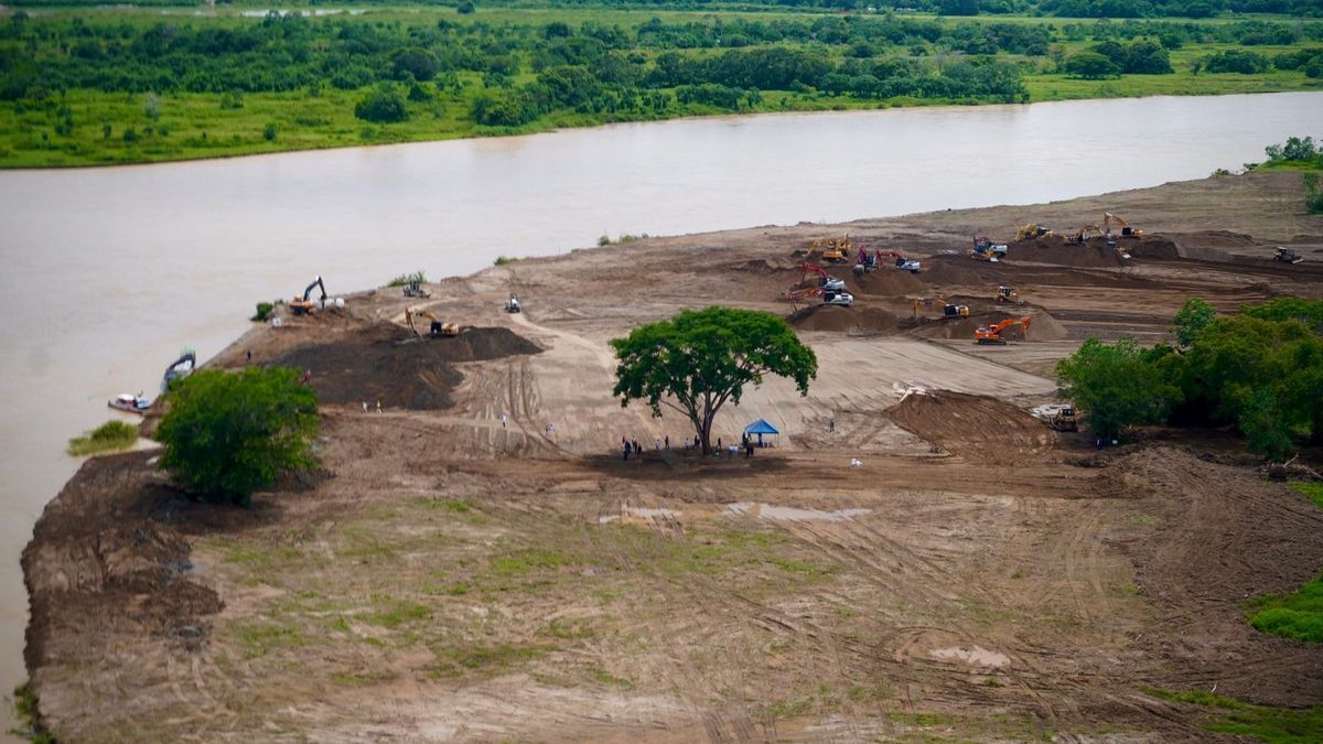 Ampliación Canal de La Esperanza, La Mojana. Diciembre 2025.