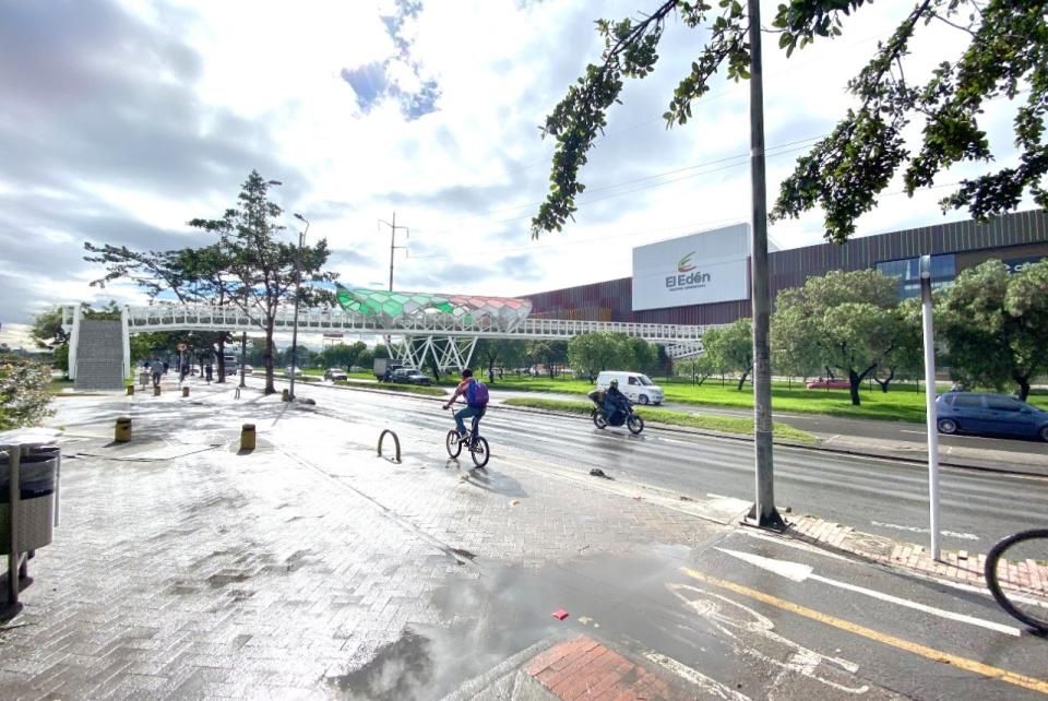 Megapuente bicipeatonal 