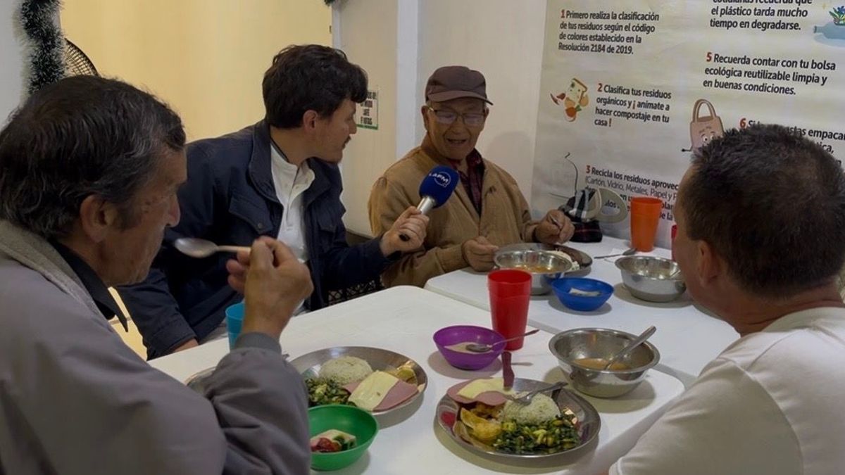 Población que recibe apoyo en comedores