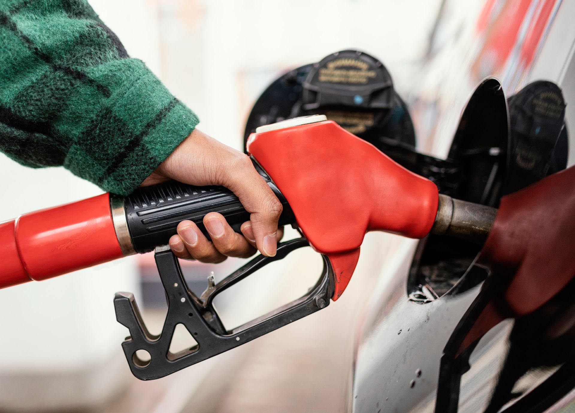 Conozca la lista de las ciudades con los precios más baratos de gasolina y ACPM en enero de 2026.