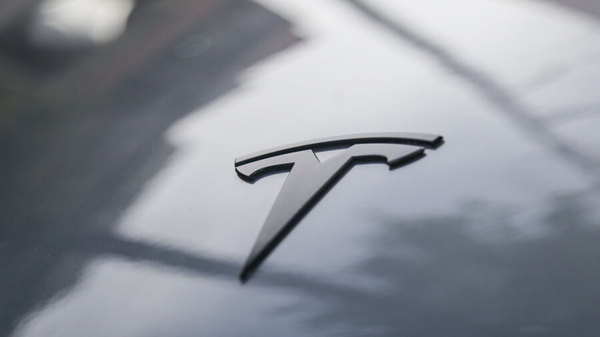 La compañía de vehículos eléctricos Tesla oficializó su llegada a Colombia durante un evento en el Centro Comercial Andino