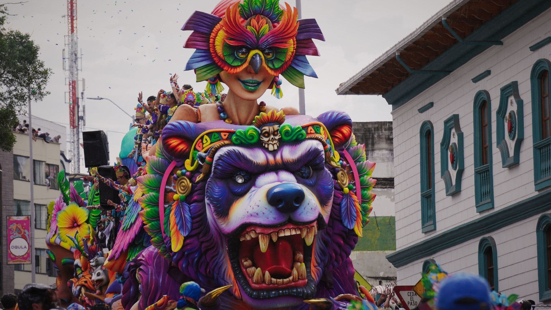 Carroza 'Nariño en alas de vida' del maestro Jairo Andrés Díaz