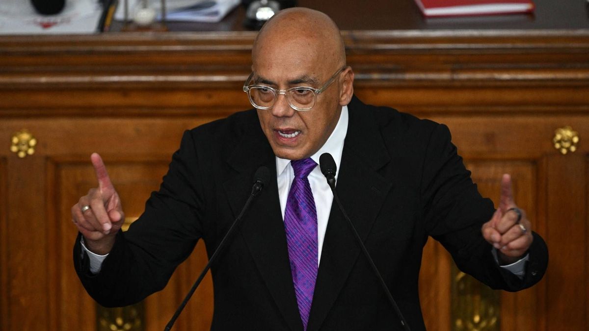 Desde la Asamblea Nacional, articula el funcionamiento político del chavismo tras Maduro.