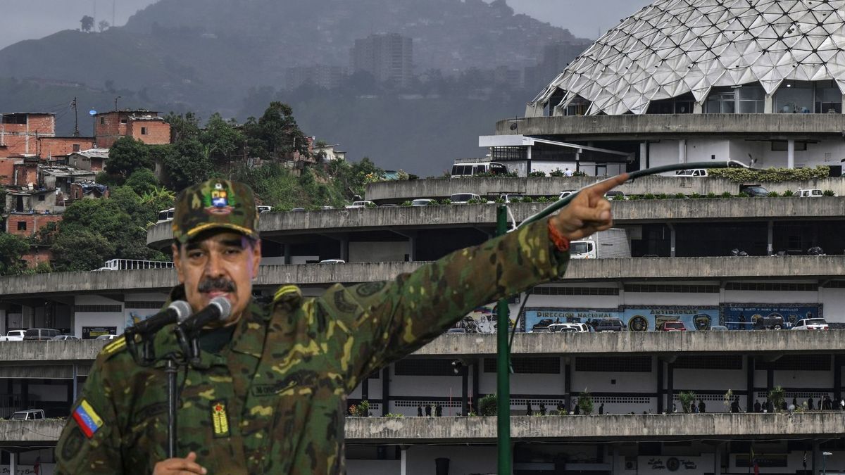 El Helicoide y Maduro