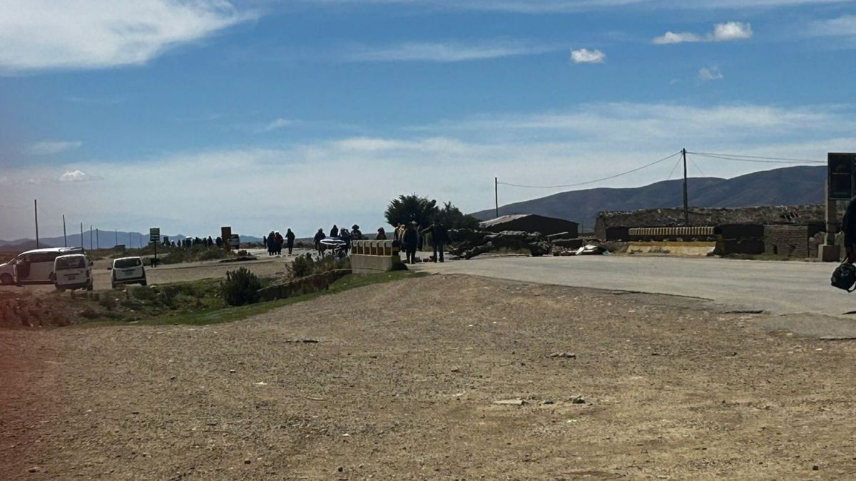 Colombianos atrapados en Bolivia