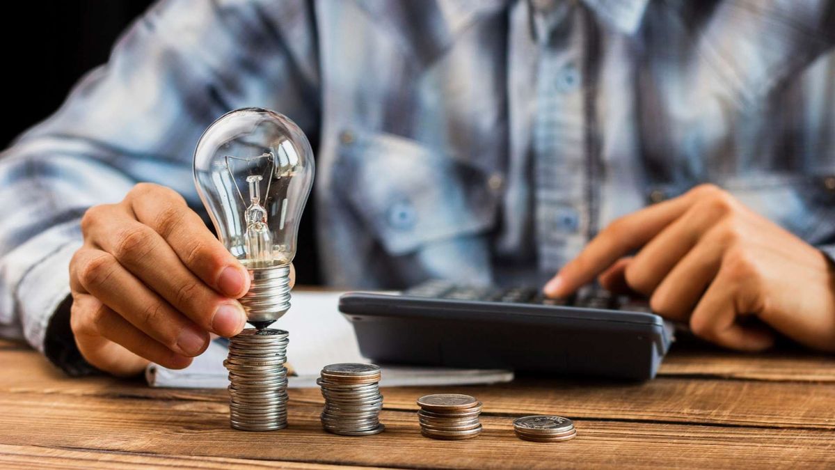 Marta Aguilar Méndez explicó que la propuesta obligaría a todos los usuarios del país a asumir un nuevo cobro en la energía.