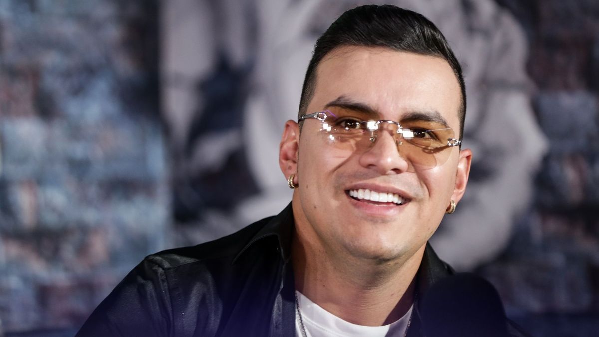 Bogotá. Mayo 08 de 2025. El cantante de música popular Yeison Jiménez ofreció una rueda de prensa, previo a su concierto en el estadio Nemesio Camacho El Campín, programado para el 26 de julio, tras anunciar el 90% de la boletería vendida.