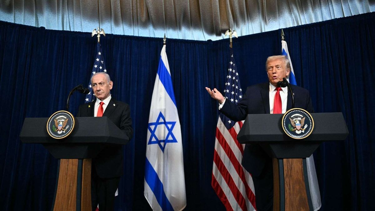 El primer ministro israelí, Benjamín Netanyahu, durante una reunión de gabinete en medio de la tensión entre Estados Unidos e Irán.