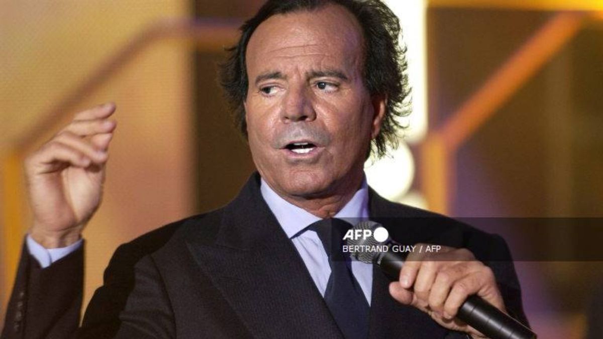 Julio Iglesias