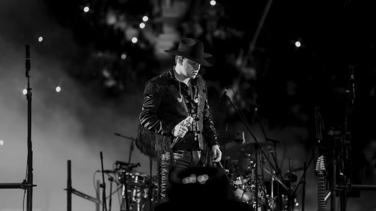 Homenaje público a Yeison Jiménez y a las víctimas del accidente aéreo se realiza este 14 de enero en el Movistar Arena de Bogotá.