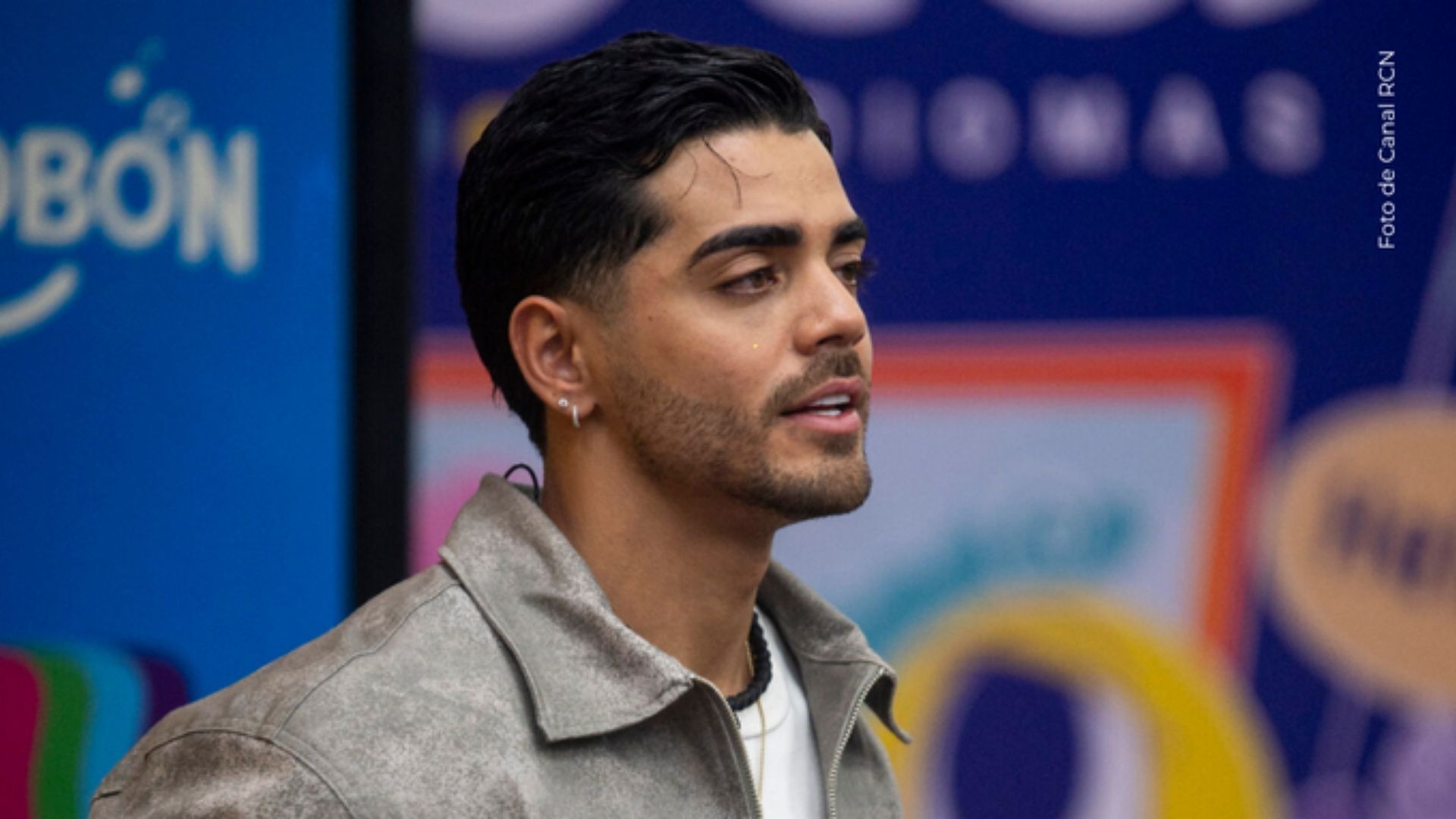 Jay Torres permanece en el loft de La casa de los famosos Colombia 3 mientras el público decide si continúa en el reality.