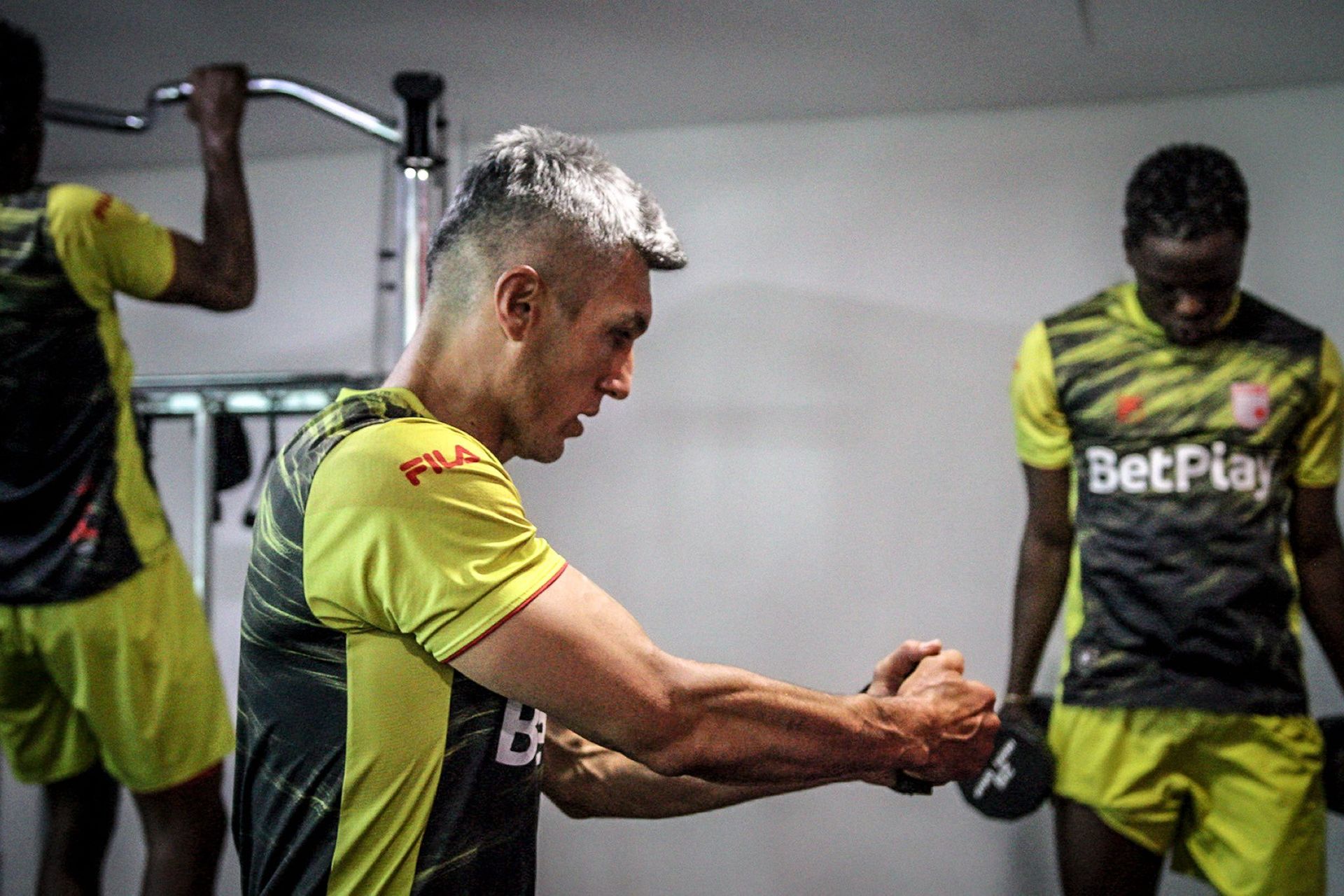 Daniel Torres, jugador del Independiente Santa Fe, en preparación deportiva