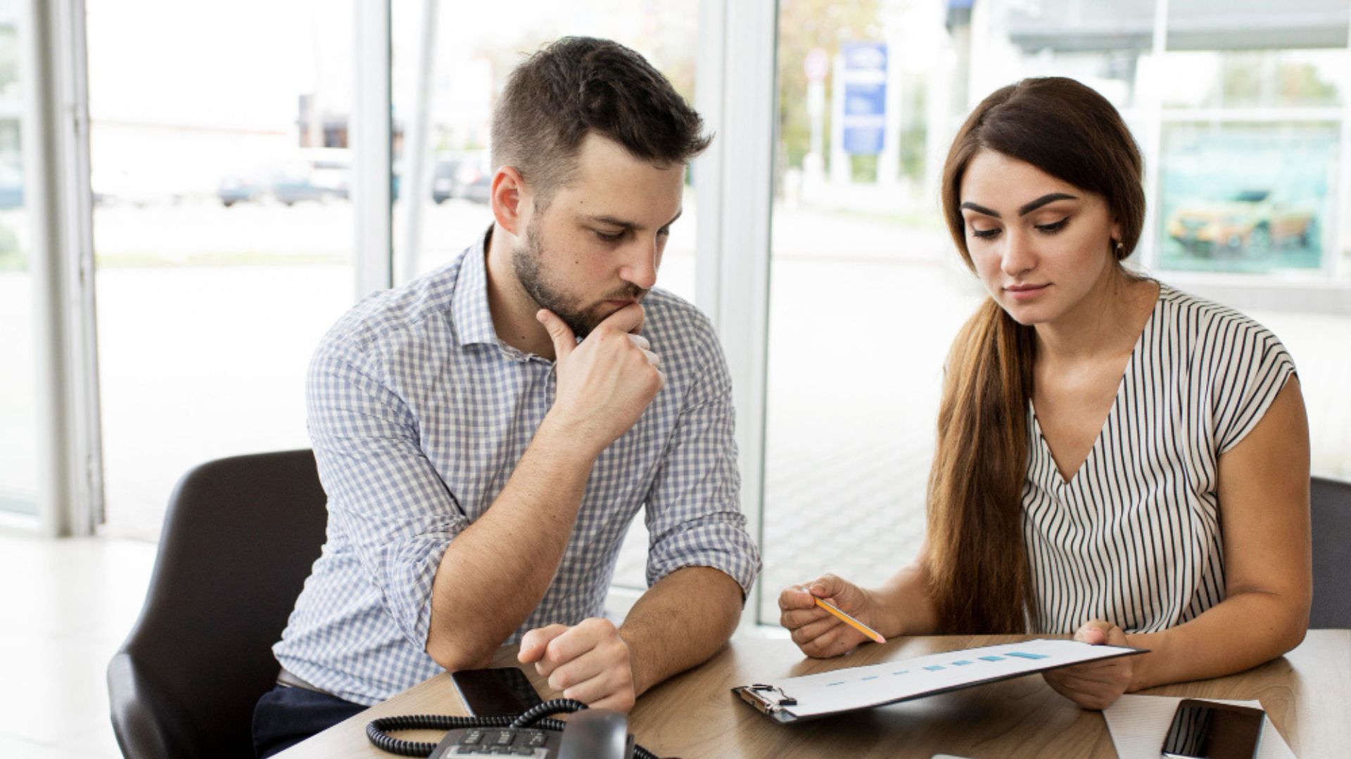 Por ejemplo, una persona con 1.700.000 pesos ahorrados en un fondo de largo plazo con una rentabilidad del 12,30 % podría retirar cerca de 1.909.100 pesos.