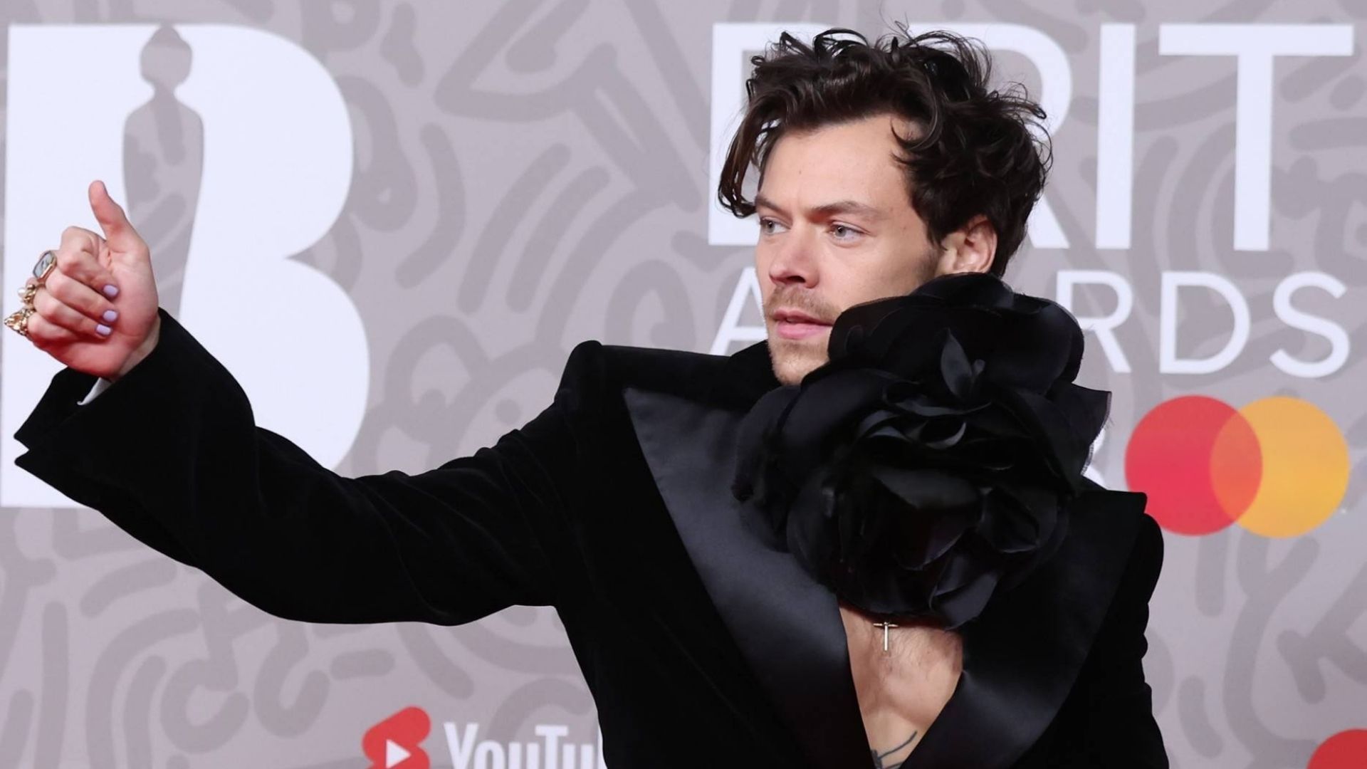 El nuevo sencillo Aperture se publica este jueves en América como anticipo del próximo álbum de Harry Styles.